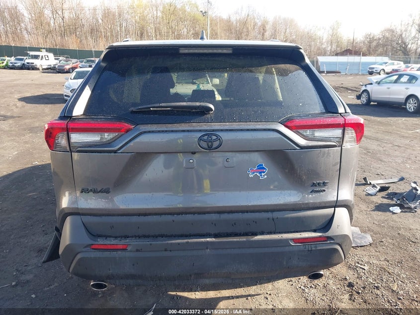 2020 TOYOTA RAV4 XLE - 2T3P1RFV2LW130185