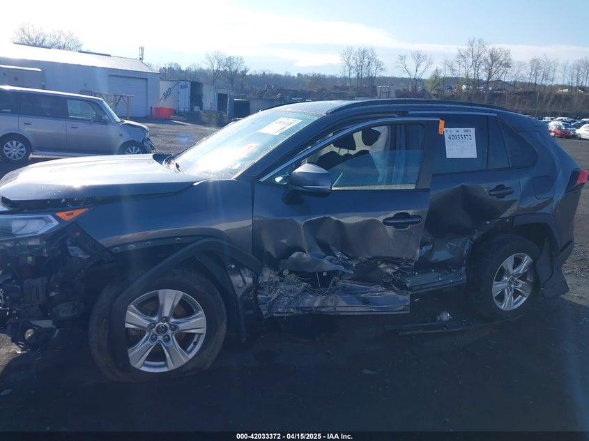 2020 TOYOTA RAV4 XLE - 2T3P1RFV2LW130185