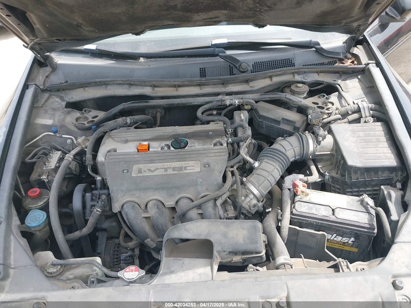 2009 HONDA ACCORD VIN: 1HGCP26779A043994