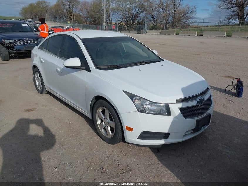 2014 CHEVROLET CRUZE VIN: 1G1PC5SB0E7124021