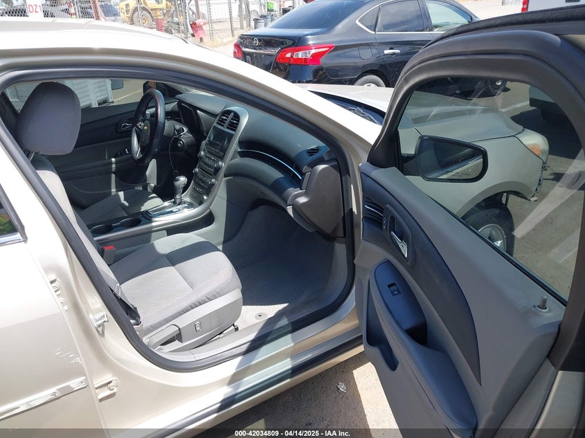 2013 CHEVROLET MALIBU VIN: 1G11B5SA8DF209872