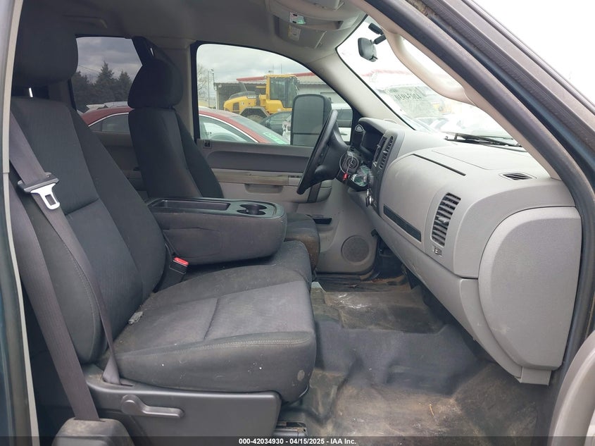 2011 CHEVROLET SILVERADO 1500 VIN: 1GCRCPEX1BZ288008