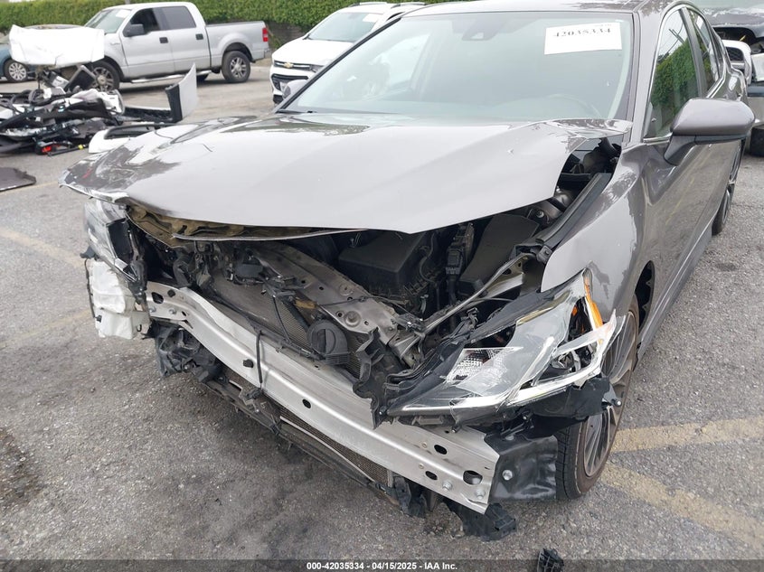 2020 TOYOTA CAMRY VIN: 4T1G11AK8LU981107