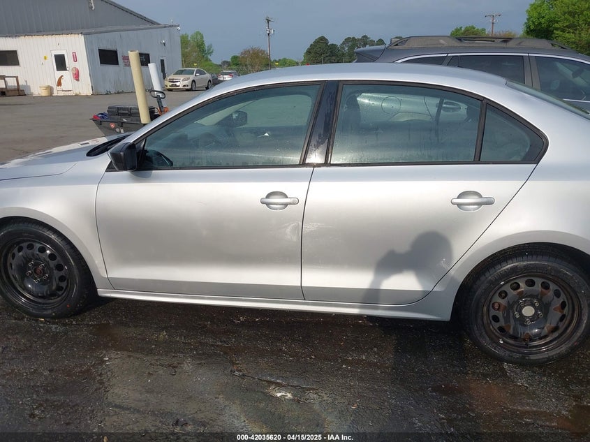 2013 VOLKSWAGEN JETTA 2.0L S - 3VW2K7AJ6DM217975