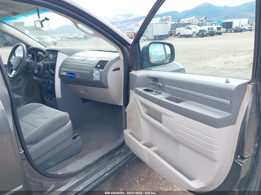 2010 DODGE GRAND CARAVAN VIN: 2D4RN3D15AR342941