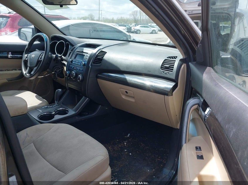 2012 KIA SORENTO VIN: 5XYKT4A23CG248801