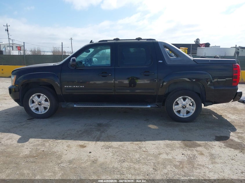 2011 CHEVROLET AVALANCHE 1500 VIN: 3GNTKFE39BG119720
