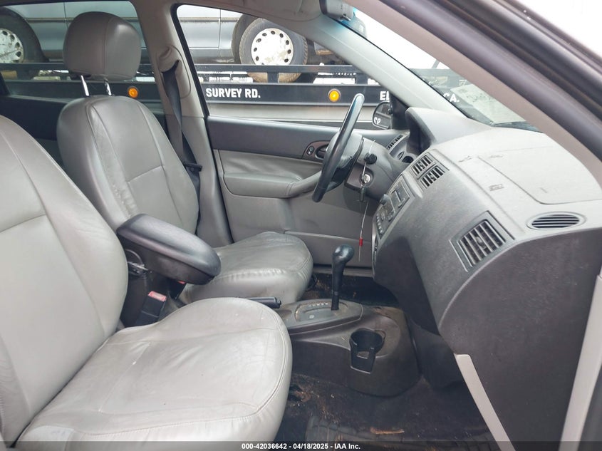 2007 FORD FOCUS VIN: 1FAFP37N07W343784