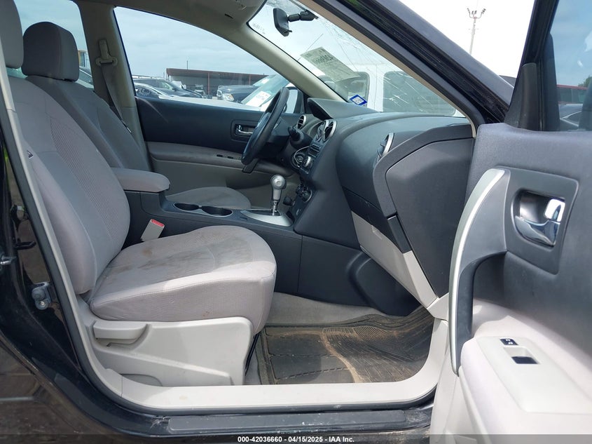 2014 NISSAN ROGUE SELECT S - JN8AS5MT2EW603119