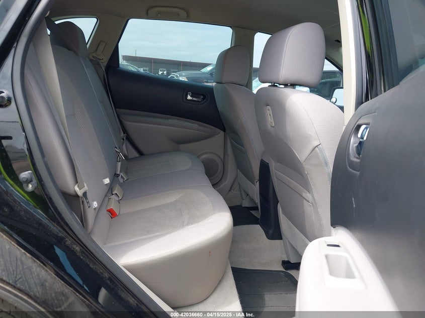 2014 NISSAN ROGUE SELECT S - JN8AS5MT2EW603119