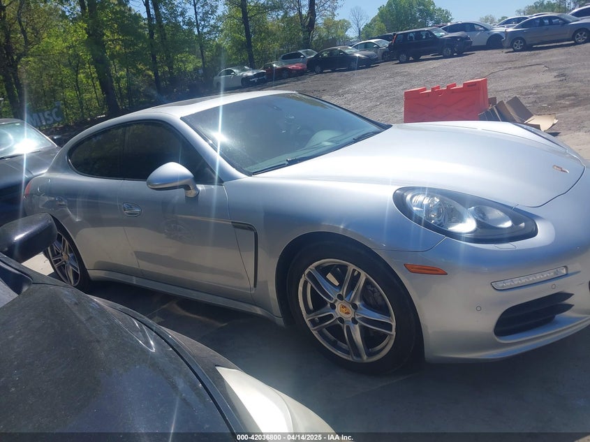 2015 PORSCHE PANAMERA VIN: WP0AA2A71FL002422