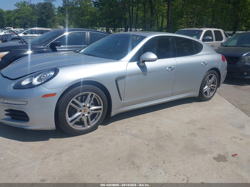 2015 PORSCHE PANAMERA VIN: WP0AA2A71FL002422