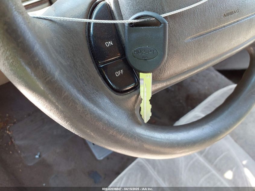 2003 Mercury Grand Marquis Gs VIN: 2MEFM74W43X662724 Lot: 42036847