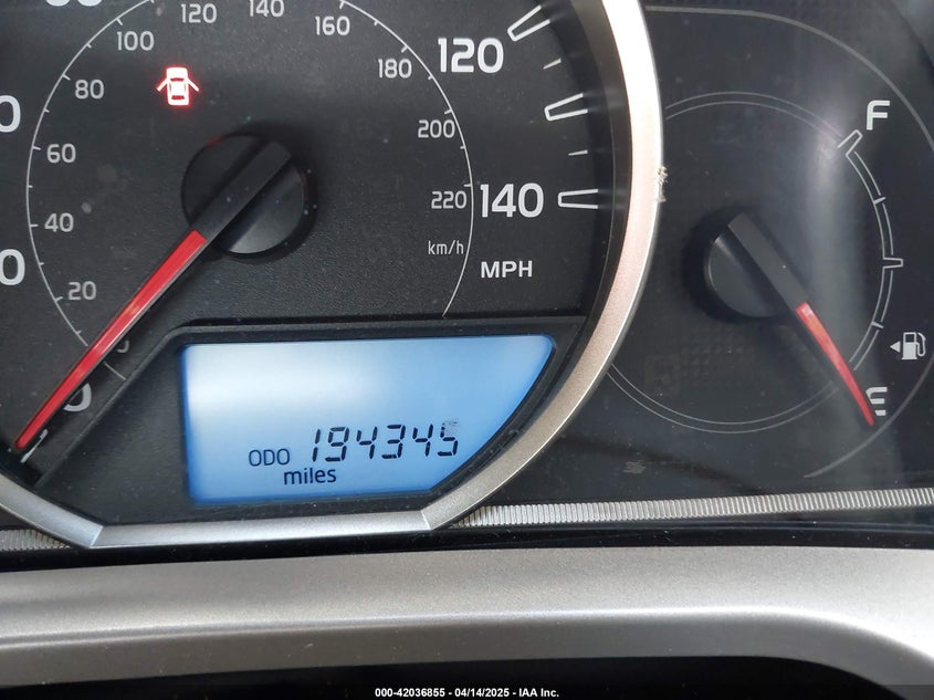 2013 TOYOTA RAV4 XLE - JTMWFREVXD5009492