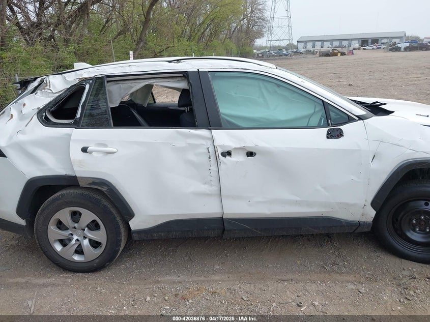 VIN 2T3G1RFV4NW289230 2022 TOYOTA RAV4 LE