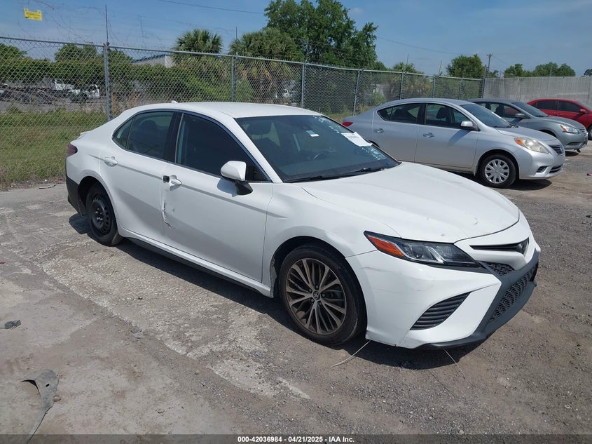 2019 TOYOTA CAMRY VIN: 4T1B11HK6KU288602