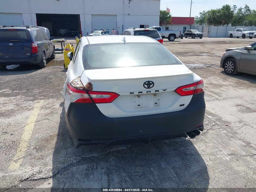 2019 TOYOTA CAMRY VIN: 4T1B11HK6KU288602