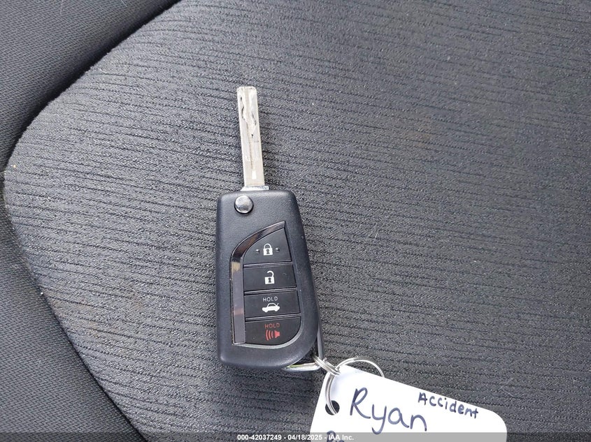 2019 TOYOTA CAMRY VIN: 4T1B11HK6KU276644
