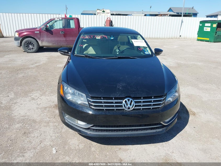 2012 VOLKSWAGEN PASSAT VIN: 1VWBM7A31CC094470