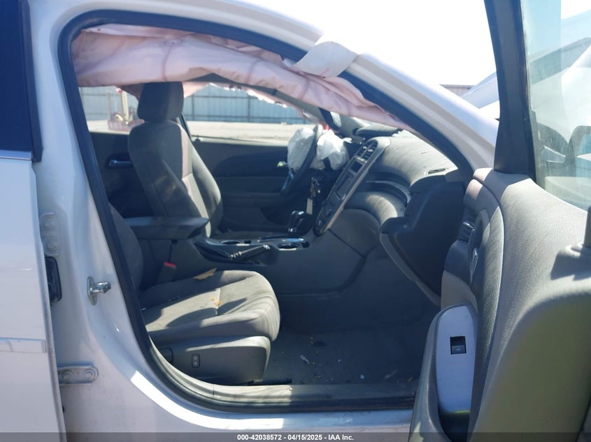 2014 CHEVROLET MALIBU VIN: 1G11B5SL0EF196814