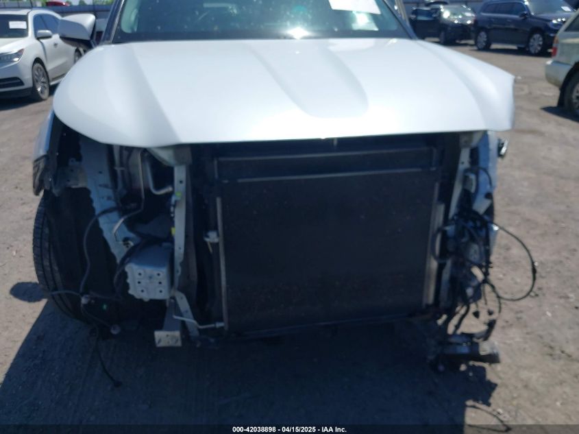 2022 Toyota Highlander - 5TDYZRAH7NS093671