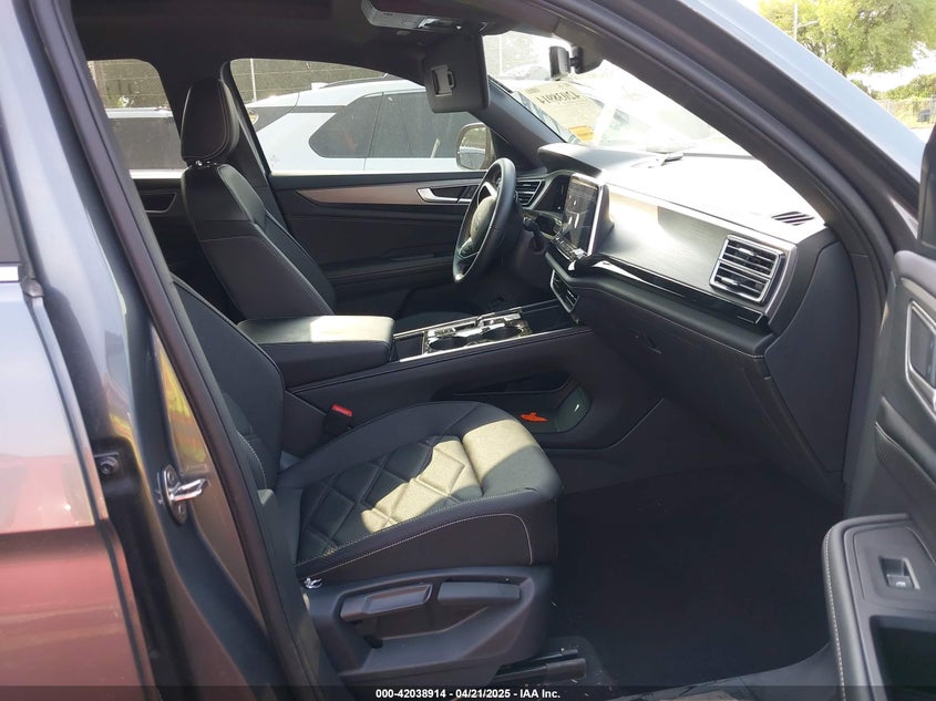 2024 VOLKSWAGEN ATLAS CROSS SPORT 2.0T SE W/TECHNOLOGY - 1V2JE2CA3RC239459