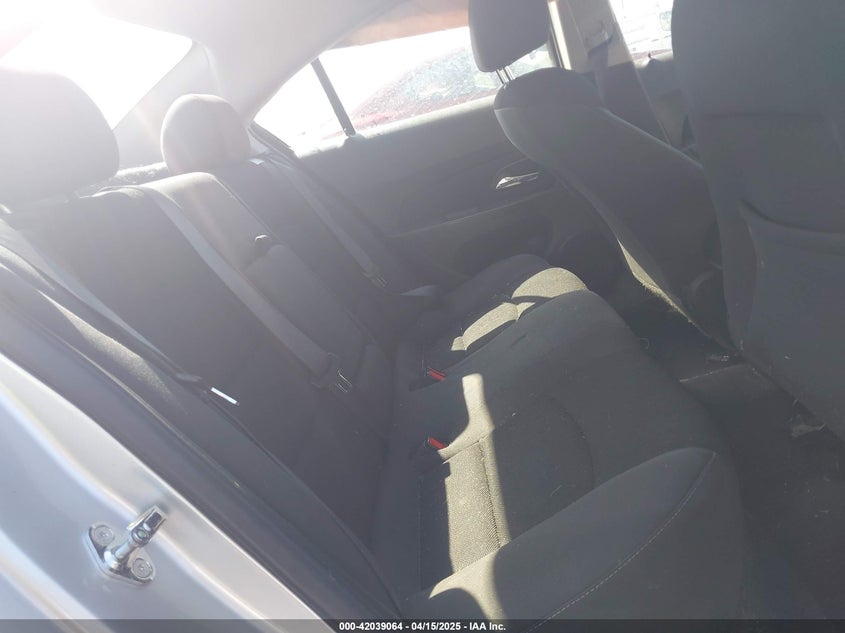 2016 CHEVROLET CRUZE LIMITED 1LT AUTO - 1G1PE5SB1G7226943