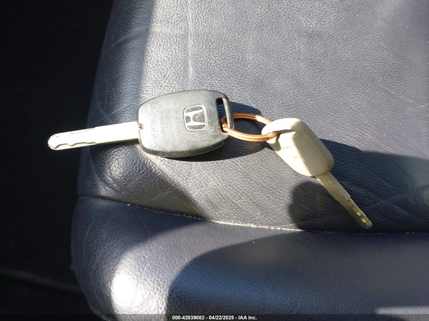 2007 HONDA CR-V VIN: 5J6RE48757L017641