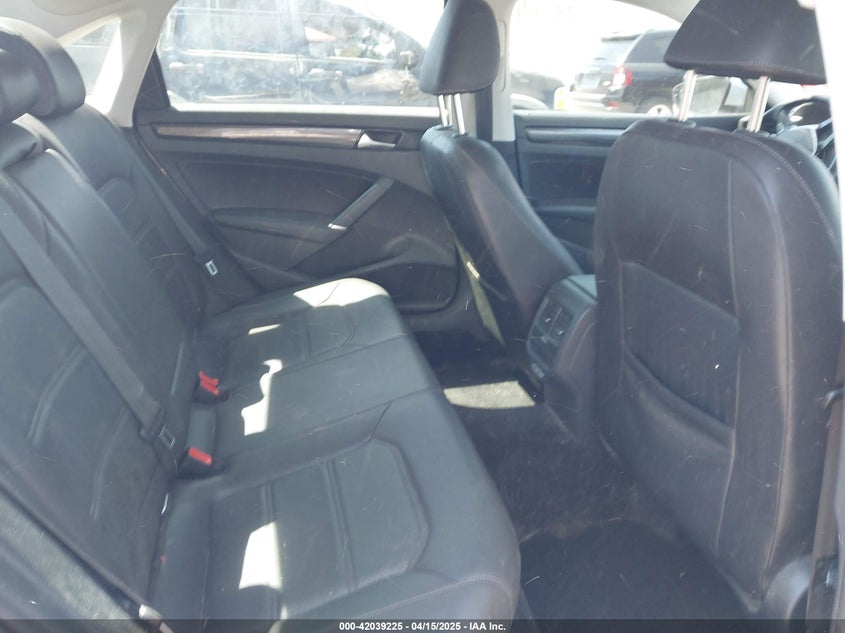 2020 VOLKSWAGEN PASSAT 2.0T R-LINE - 1VWMA7A32LC011193