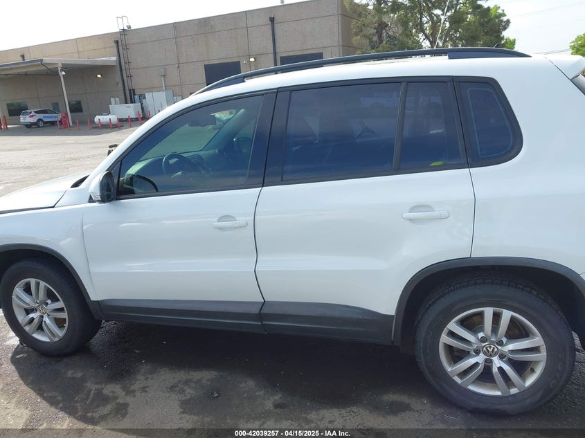 2016 VOLKSWAGEN TIGUAN S - WVGAV7AX0GW528750