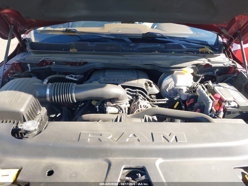 2019 RAM 1500 LARAMIE  4X4 5'7 BOX - 1C6SRFJT0KN913851