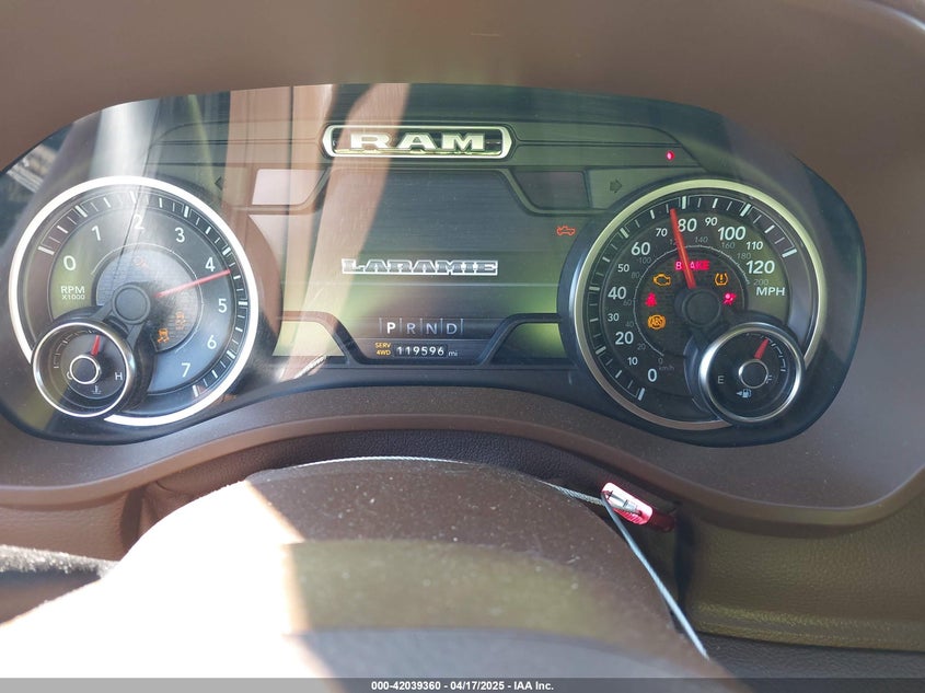 2019 RAM 1500 LARAMIE  4X4 5'7 BOX - 1C6SRFJT0KN913851