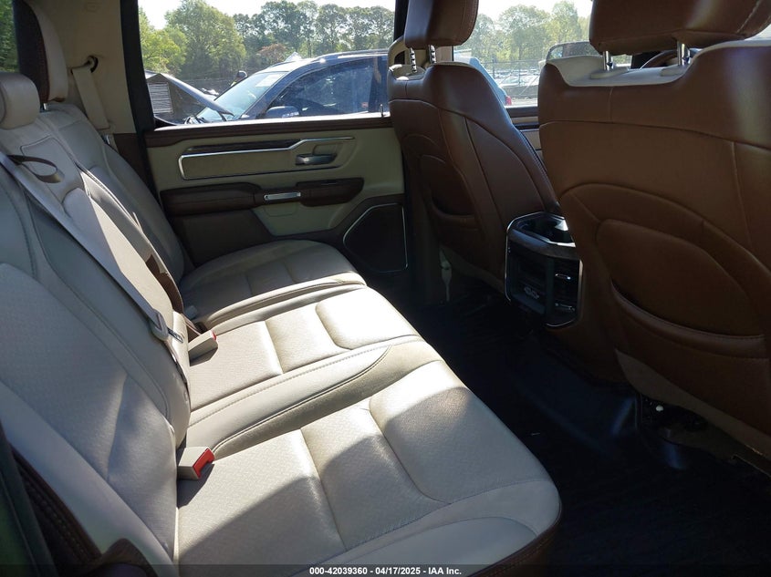 2019 RAM 1500 LARAMIE  4X4 5'7 BOX - 1C6SRFJT0KN913851