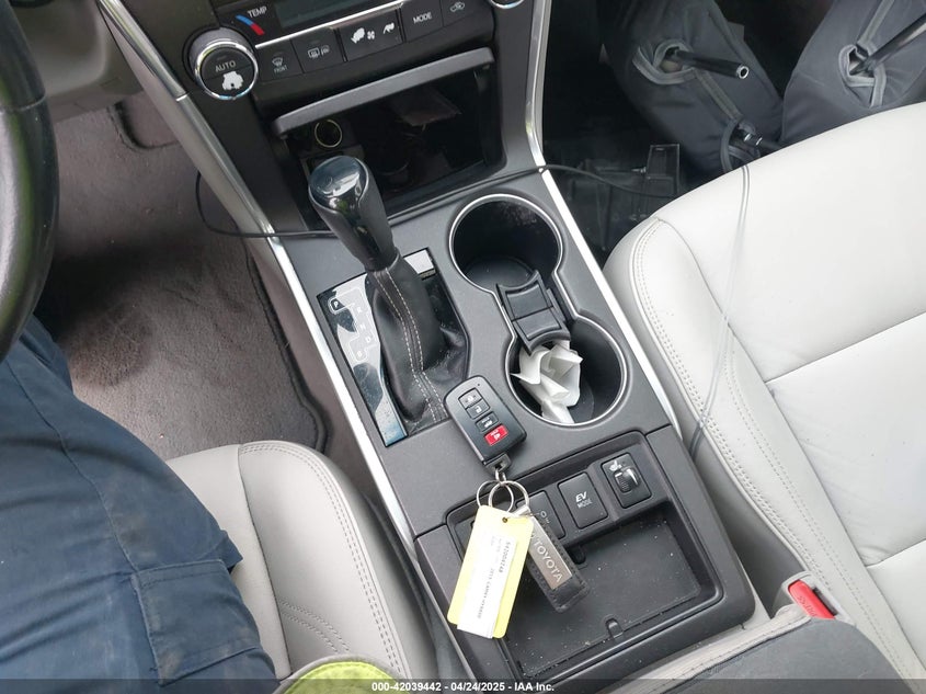 2015 TOYOTA CAMRY HYBRID XLE - 4T1BD1FK2FU167713