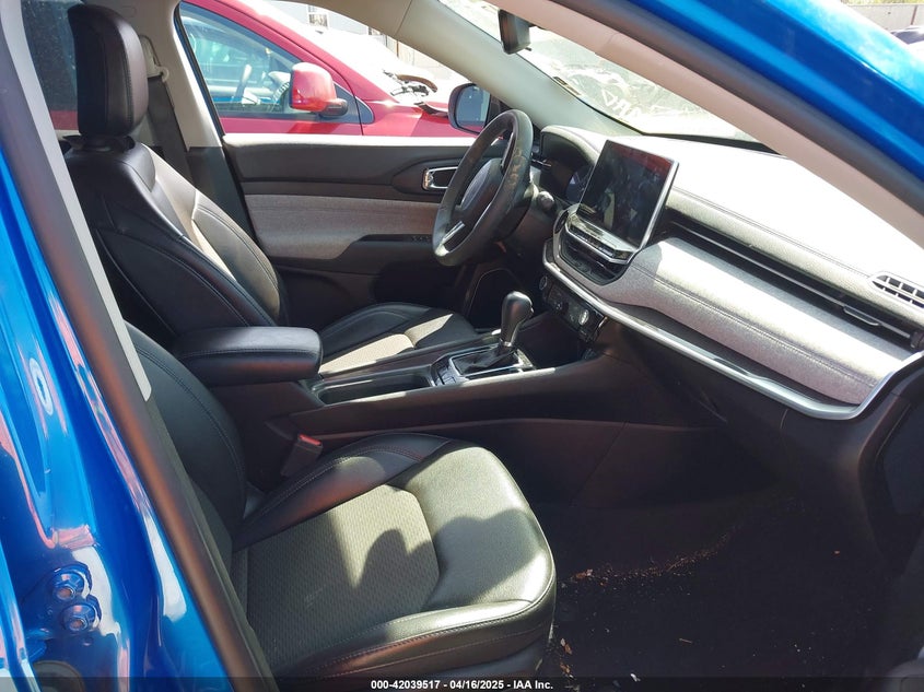 VIN 3C4NJCBB9NT214210 2022 JEEP COMPASS LATITUDE FWD