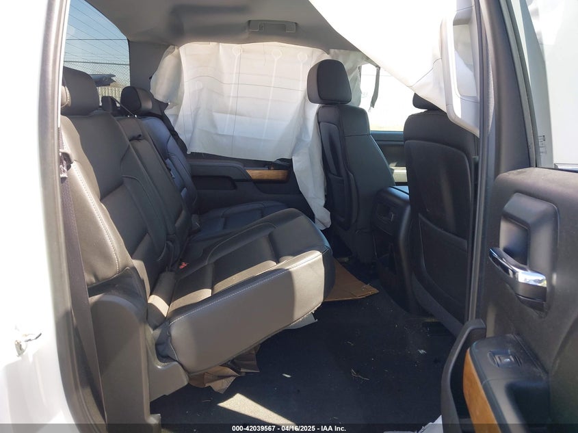 2015 CHEVROLET SILVERADO 2500HD VIN: 1GC1KWE84FF682323