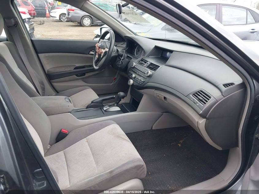 2009 HONDA ACCORD VIN: 1HGCP263X9A024952