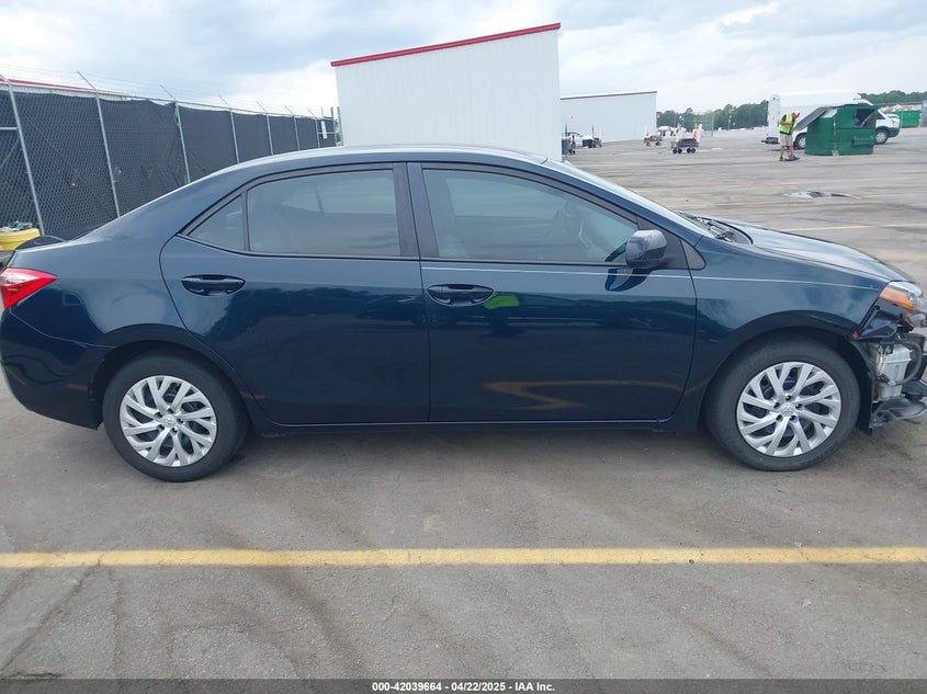 2018 TOYOTA COROLLA LE - 5YFBURHE7JP831374