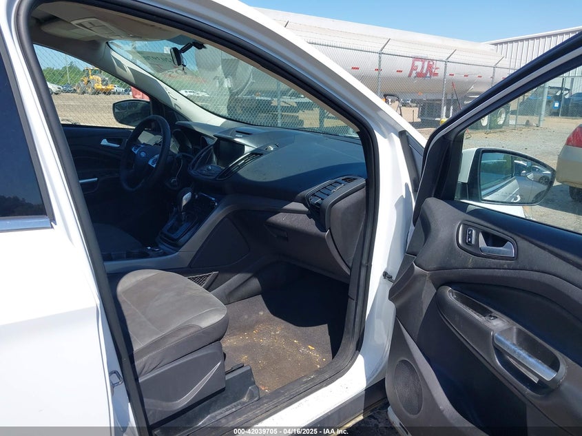 2015 FORD ESCAPE VIN: 1FMCU0GX6FUC82629