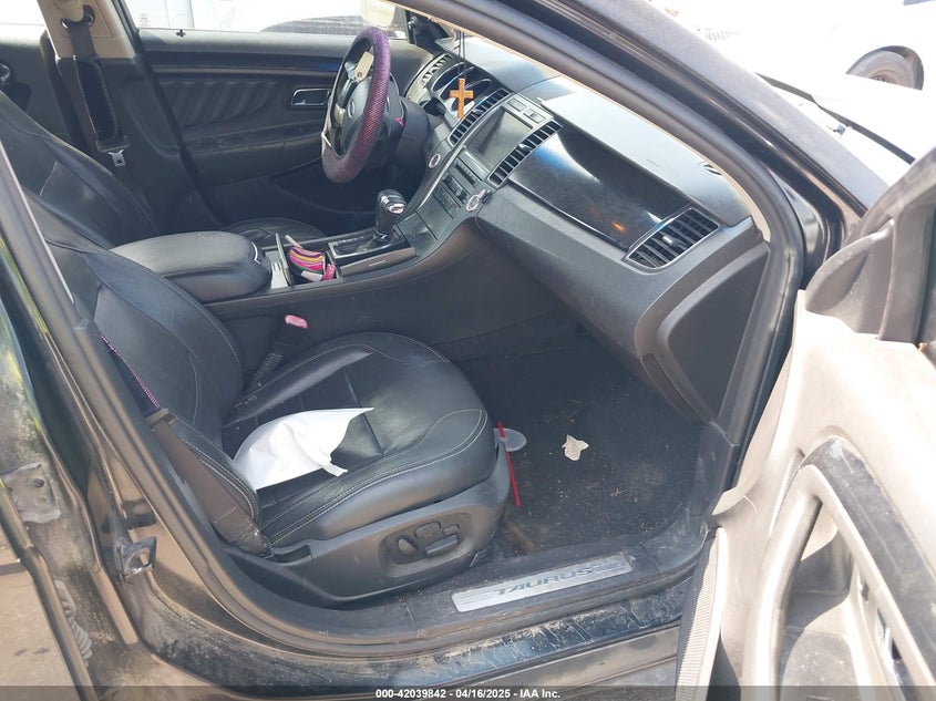 2010 FORD TAURUS VIN: 1FAHP2FW2AG140247