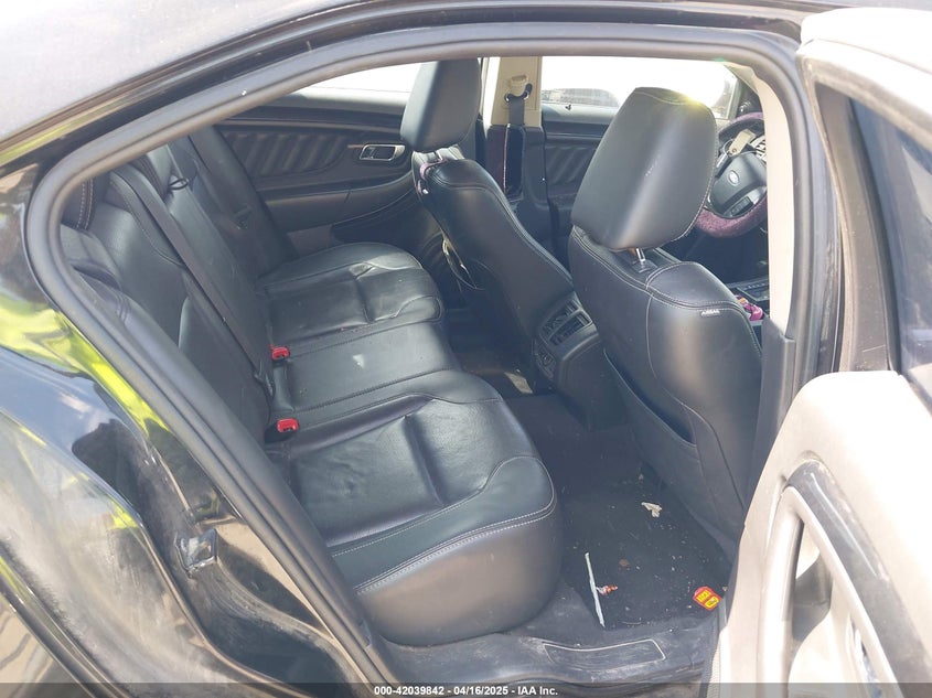 2010 FORD TAURUS VIN: 1FAHP2FW2AG140247