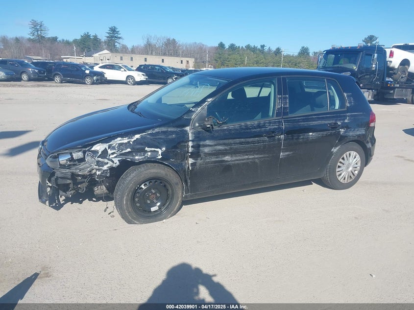 2013 VOLKSWAGEN GOLF VIN: WVWDB7AJ2DW138332