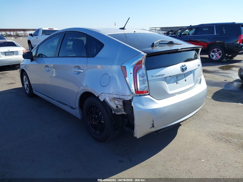 2013 TOYOTA PRIUS VIN: JTDKN3DU1D5650005