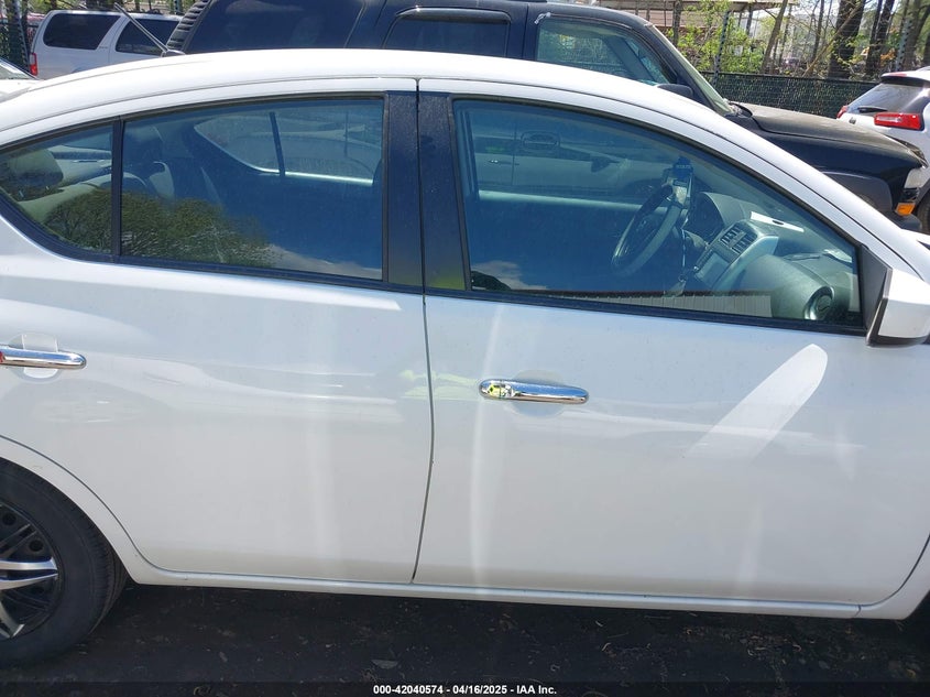 2019 NISSAN VERSA VIN: 3N1CN7AP8KL827823