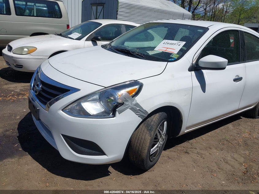 2019 NISSAN VERSA VIN: 3N1CN7AP8KL827823