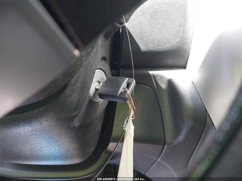 2019 NISSAN VERSA VIN: 3N1CN7AP8KL827823