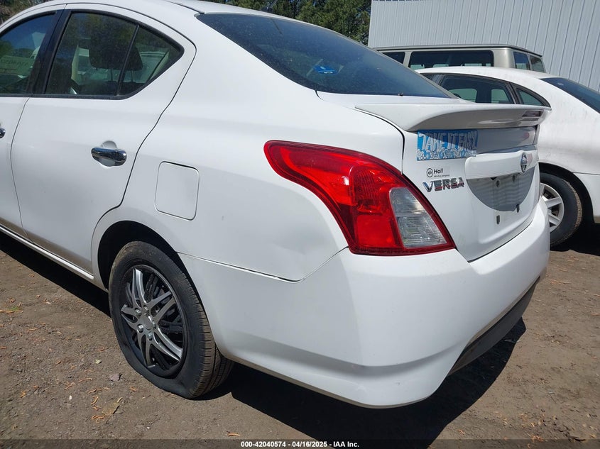 2019 NISSAN VERSA VIN: 3N1CN7AP8KL827823