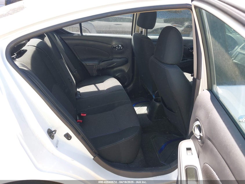 2019 NISSAN VERSA VIN: 3N1CN7AP8KL827823