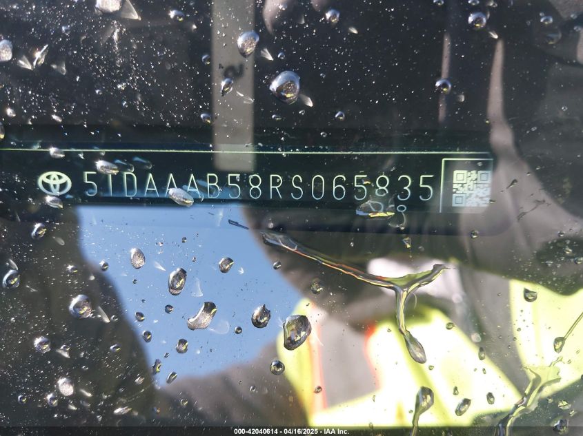 2024 Toyota Highlander - 5TDAAAB58RS065835