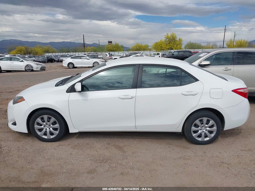 2018 TOYOTA COROLLA LE - 5YFBURHE5JP809342